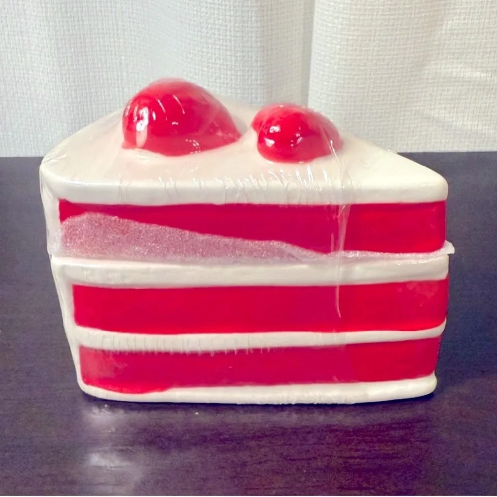 Red & White Heart Cake Slice Ceramic Trinket Box, New Target Bullseye Playground